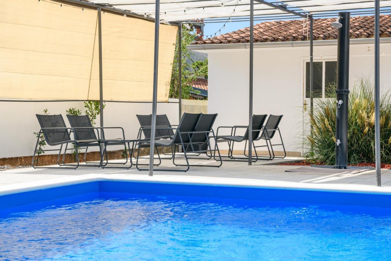 Summer House Nina Apartamento Pavicini Exterior foto