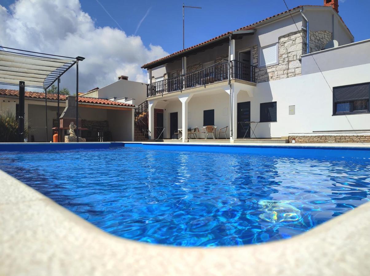 Summer House Nina Apartamento Pavicini Exterior foto